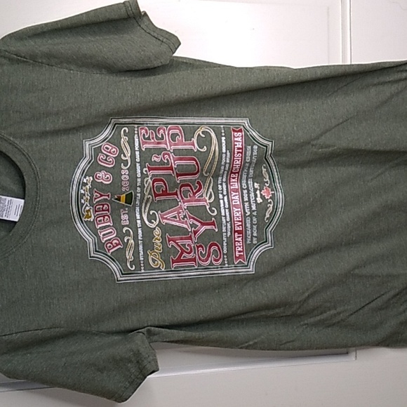 Buddy & Co Maple Syrup Company ELF MOVIE Tshirt Size Small Women's - Picture 1 of 3